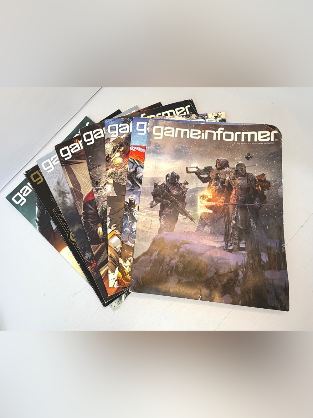 Lot of 8 Game Informer Magazines Zelda Mass Effect Horizon Destiny Overwatch